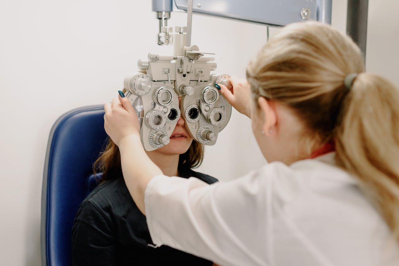 Контроль после лечения катаракты в Германии